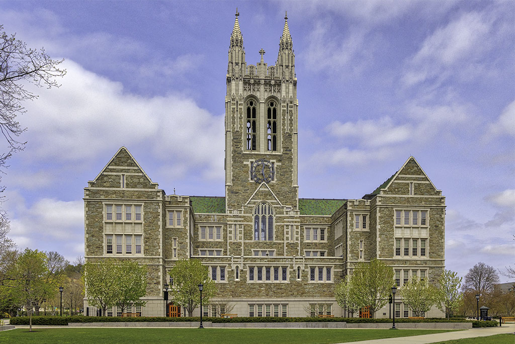 Boston College Gasson Hall on a picture perfect spring day. Good light and happy photo making! RothGalleries.com #massachusetts #photography #bostoncollege #GassonHall #wearebc #evertoexcel #bcalumni #bostoncollegealumni #chestnuthill #newton #boston #wallart #artwork