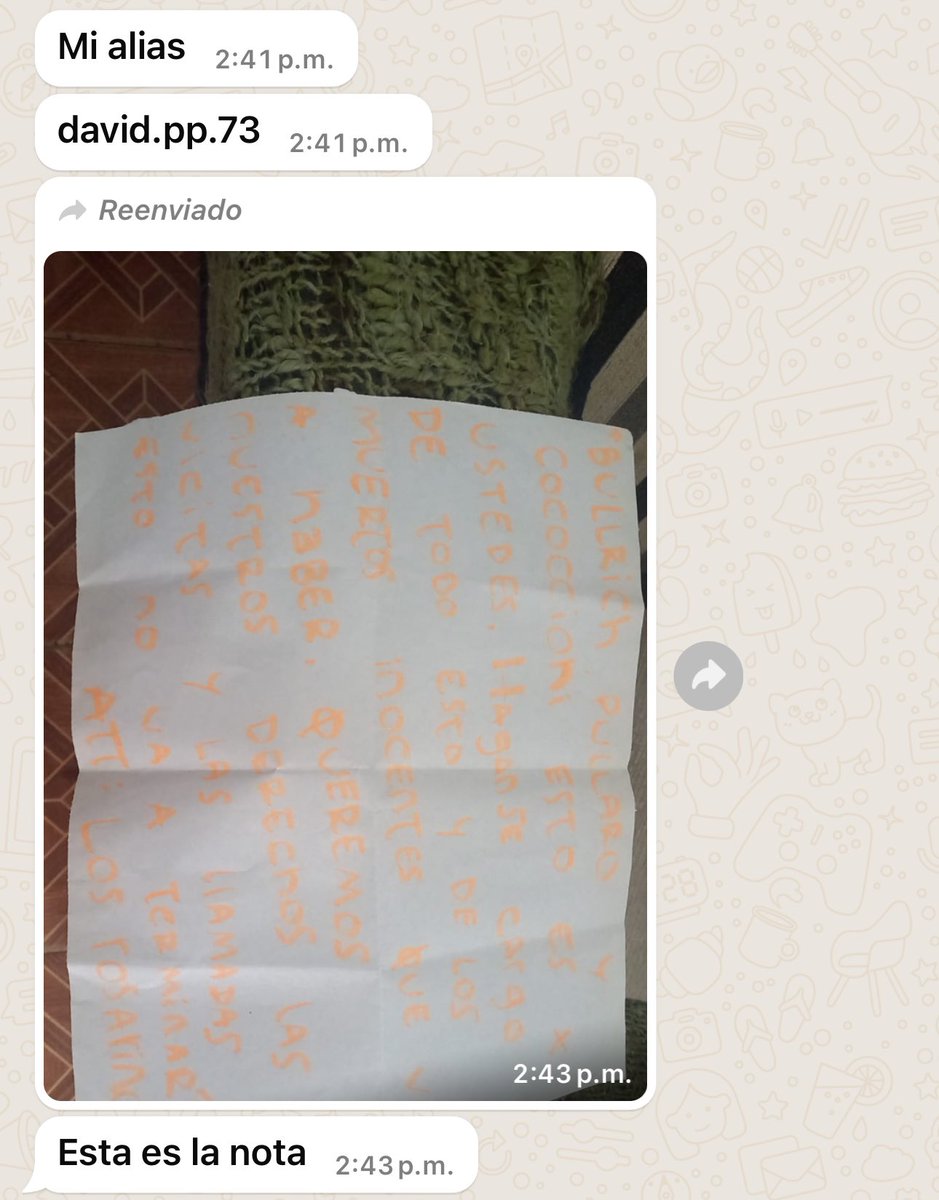therealbuni's tweet photo. Los narcos le prendieron fuego la chata a un hombre
La usaba para laburar y trasladar a su hijo discapacitado 
Ellos reclaman mejor trato en las carceles
Hay que ayudar a la gente que si se lo merece 

El alias es: david.pp.73

Nombre: Martínez David Andrés https://t.co/VA93VBqzuP
