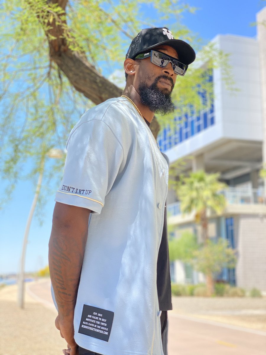 KSE_CEO's tweet photo. Baseball Jersey just hit the site🔥 https://t.co/PR0Zs5HV4A https://t.co/PQq3FdB0Ls