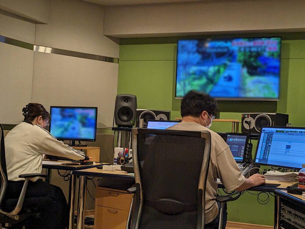 studioBASE3's tweet photo. 特番のPRを作っています。
夏まで特番ラッシュという事もあり、２本分まとめて作っています。
#テレビ東京 #土曜スペシャル #千原ジュニア https://t.co/mbz40qyvDW