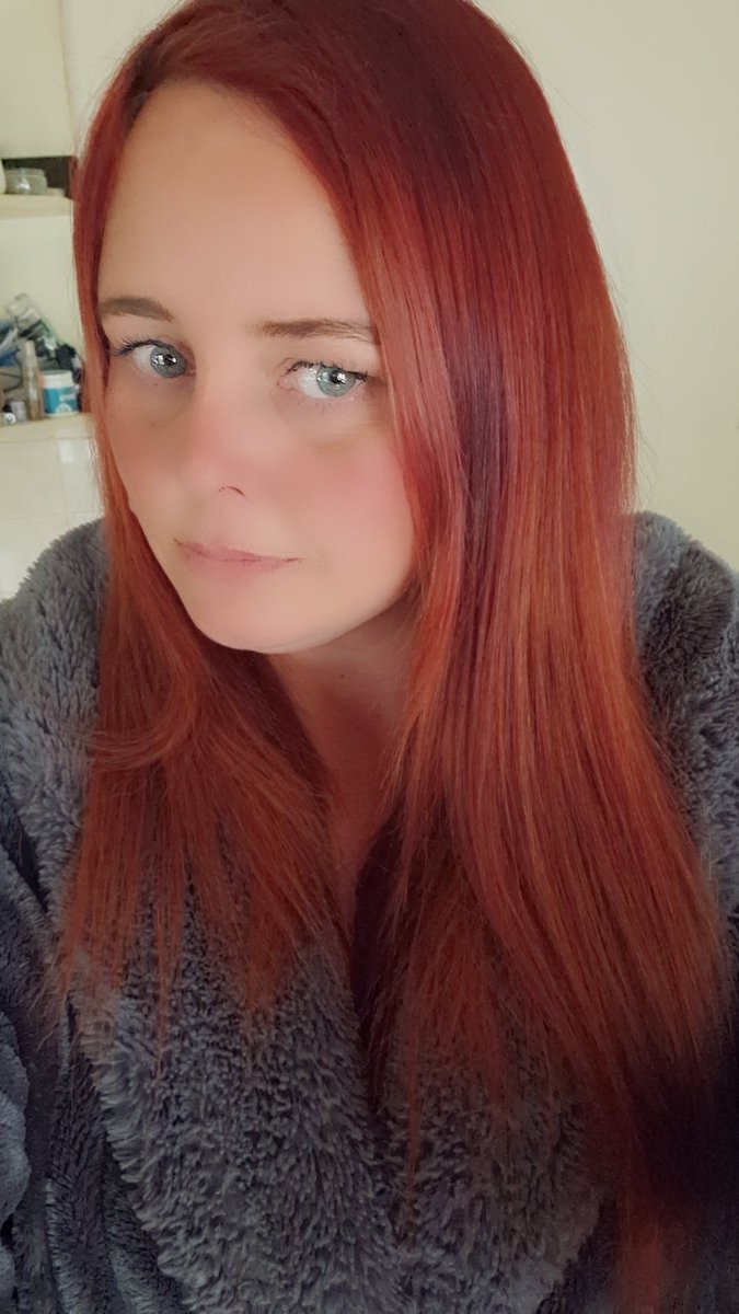 LMAJ2315's tweet photo. If you can't change your surroundings.. change your hair...

2 months worth of hair changes.. Will be bored of it again in 2 weeks 🤦‍♀️ https://t.co/b4A1IFzC6j