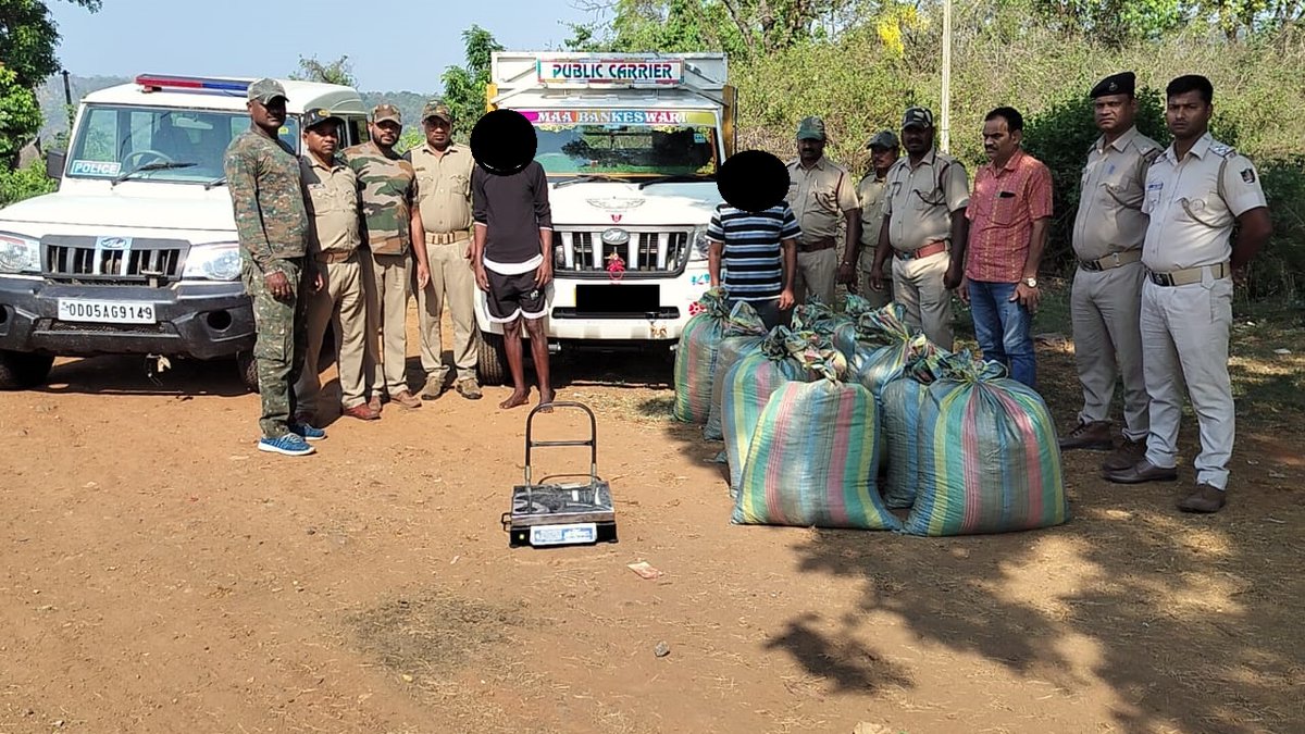 In continuation to our Drive against Ganja trafficking, Mohana PS detected a NDPS case on 26.04.2024 total 950 kg contraband Ganja was seized at Kamalapur Naka gate, apprehended 2 Nos of accused, Seized one Max Pick up van from them at the spot.