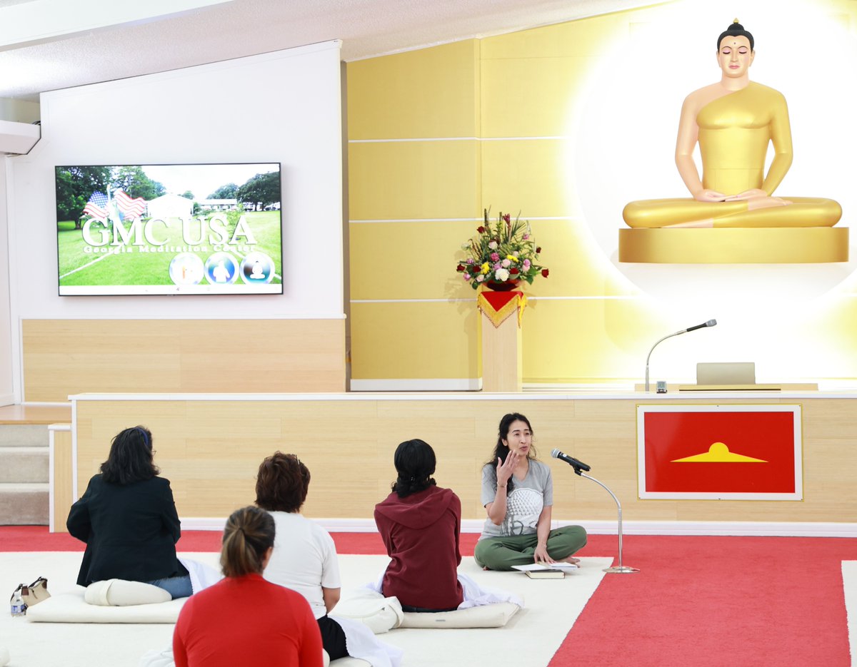 DMCupdates's tweet photo. #วัดพระธรรมกายจอร์เจีย ประเทศสหรัฐอเมริกา ได้จัดกิจกรรมนั่งสมาธิสำหรับชาวท้องถิ่น https://t.co/bhLpgkkIHs https://t.co/oknwcfOqv4