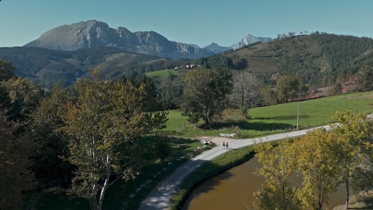 GR 289 HARTZAREN URRATSA. Bideo ikusgarria
studio.youtube.com/video/3ONFNEBF…