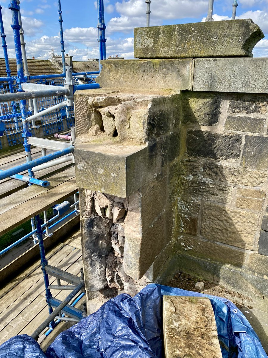 Saving #GlasgowHeritage: Out on site checking repairs at ‘A’ listed Miller Hall on Alexandra Parade. Sadly, due to wide open joints in the stonework leading to water ingress and rust jacking of the steel frame, the belfries either side of the huge arch need to be rebuilt 👀👇!