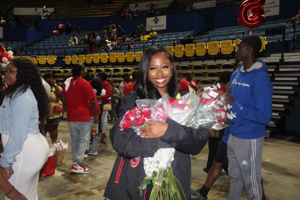 Theyluvvleah_'s tweet image. Been BAD now I’m the BADST. #deltasigmatheta #DST
