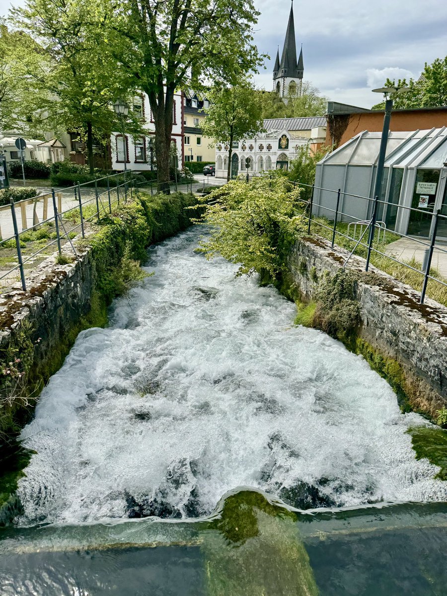 Guten Morgen 🥰👋🏼 #BadLippspringe 💦🌳