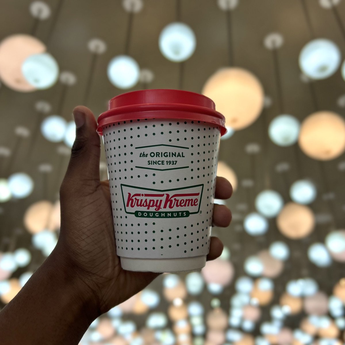 Brew up your Monday Magic!☕️✨

Grab a premium coffee or hot chocolate from R20! 🍩

Deal exclusive to KKSA App members.

While stocks last. Ts & Cs apply.

#KKSA #KKcoffee #DrinkKrispyKremeCoffee #AppRewards