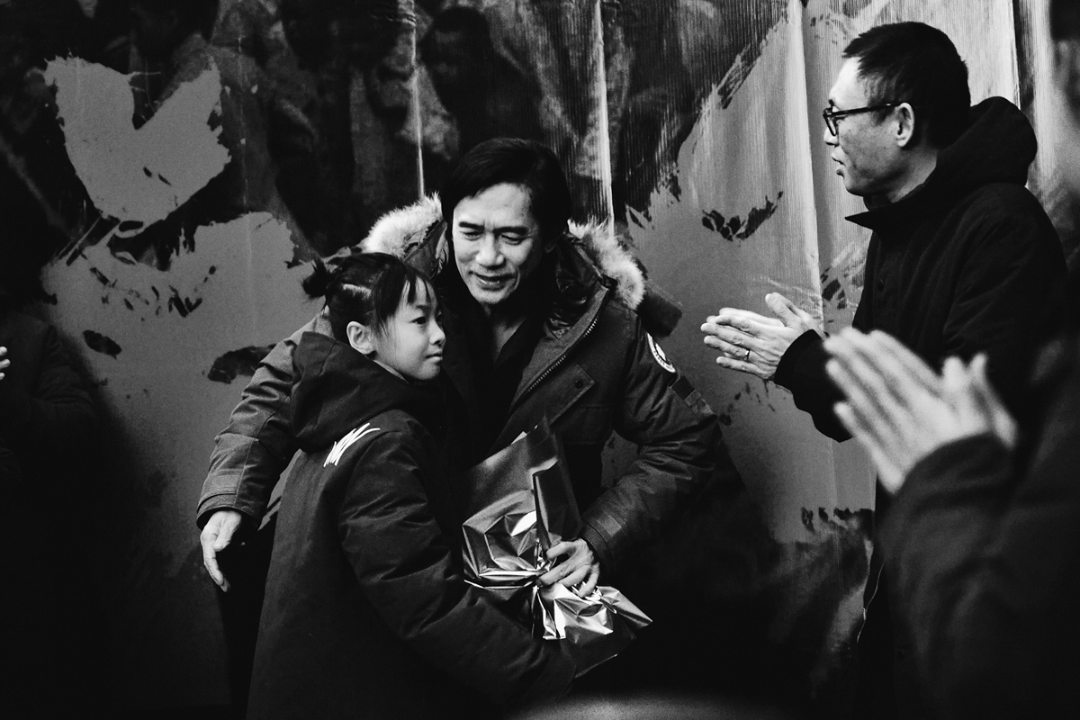 cinemalife_web's tweet photo. 『無名』ワン・イーボーから日本観客に向けたメッセージ映像到着！インタビュー＆メイキング写真も公開

✨「監督と全スタッフの努力で生まれた作品です」

▶ https://t.co/qeyeMXn3fN

#無名
#トニー・レオン #ワン・イーボー https://t.co/nFTiU4Chx0