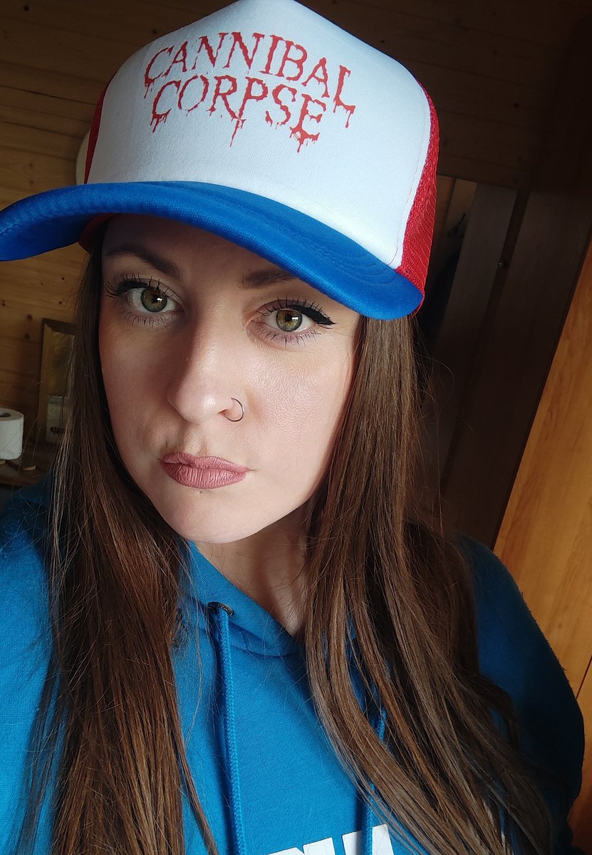 Мы и панки, и металлисты.