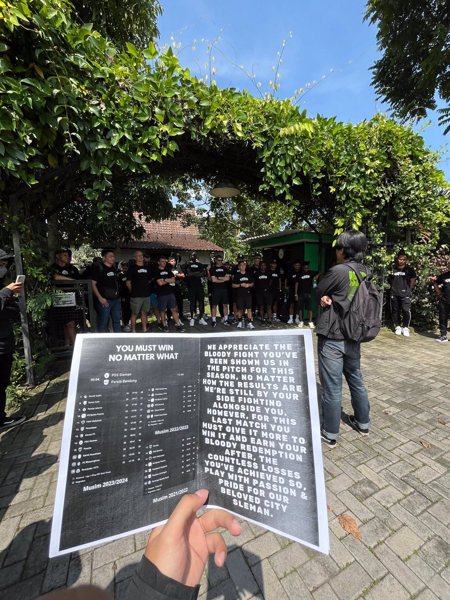 CampusBoys1976's tweet photo. Untill the last breath!, Win For Us! @PSSleman https://t.co/HxOq2LjZIx