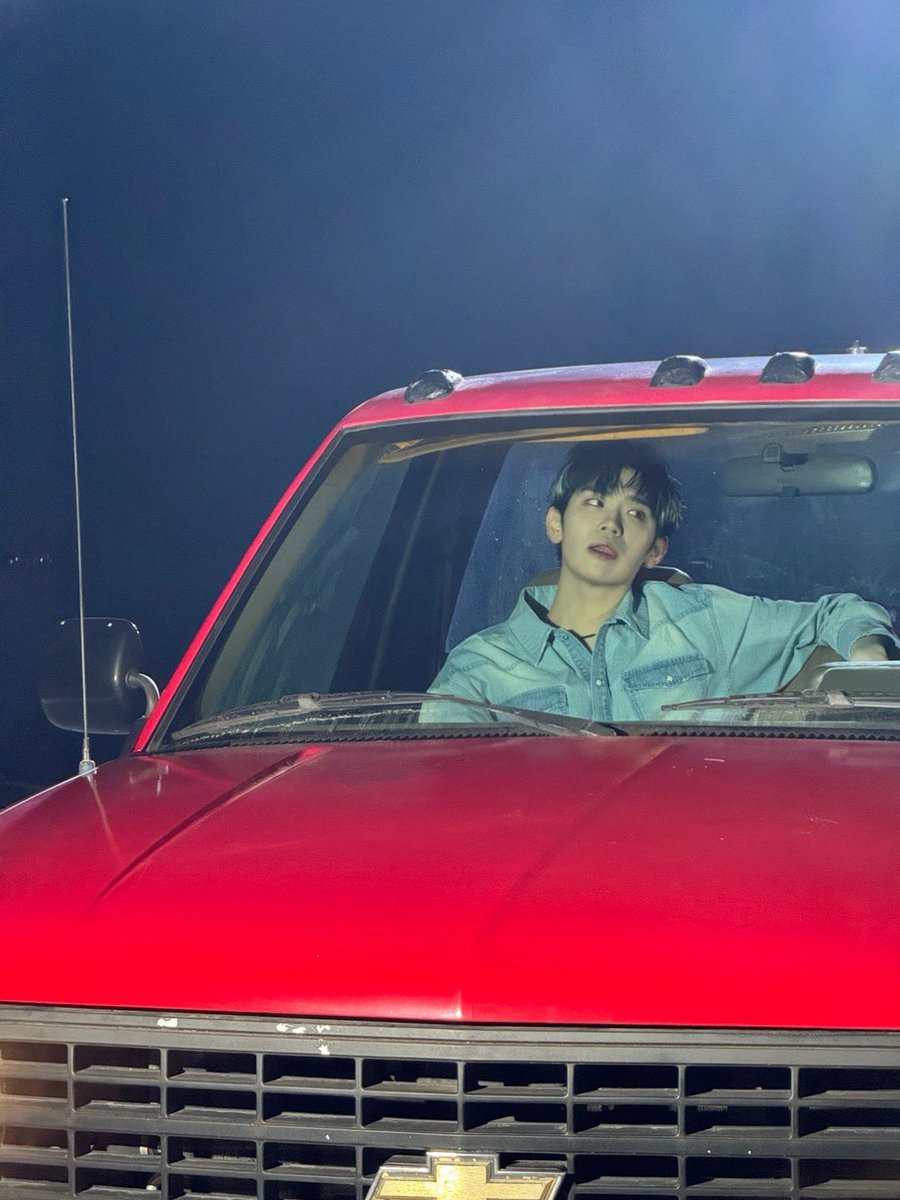 ZB1_official's tweet photo. _💌

제로즈~ SWEAT 활동 끝나서 아쉽겠지만 우리 이쁘게 준비해서 빠른 시일에 돌아올게~ 앞으로 자주 만날 수 있을 거야 ㅎㅎ 변하는 건 없을 테니까~ This is all i want from you.

#KIMTAERAE #김태래
#ZEROBASEONE #ZB1 #제로베이스원 https://t.co/rmAdvPAJtQ