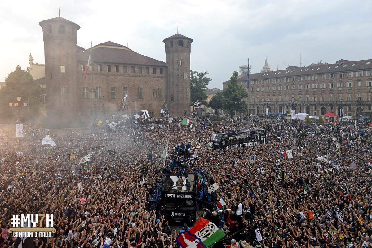 Carrie_BW's tweet photo. “Mai visto una festa del genere”

Nel frattempo gli juventini 9 anni di fila: https://t.co/3STAgsyEgo