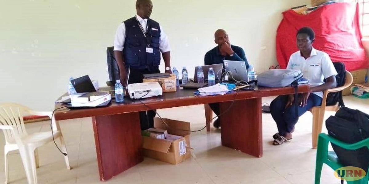 RadioPacisnews's tweet photo. The Terego District Chief Administrative Officer (CAO), Moses Echat has directed civil servants who applied as parish supervisors and enumerators in the forthcoming Uganda National Population and Housing Census to withdraw their application.
#NationalCommunicationWeek https://t.co/XEedvEaFwc