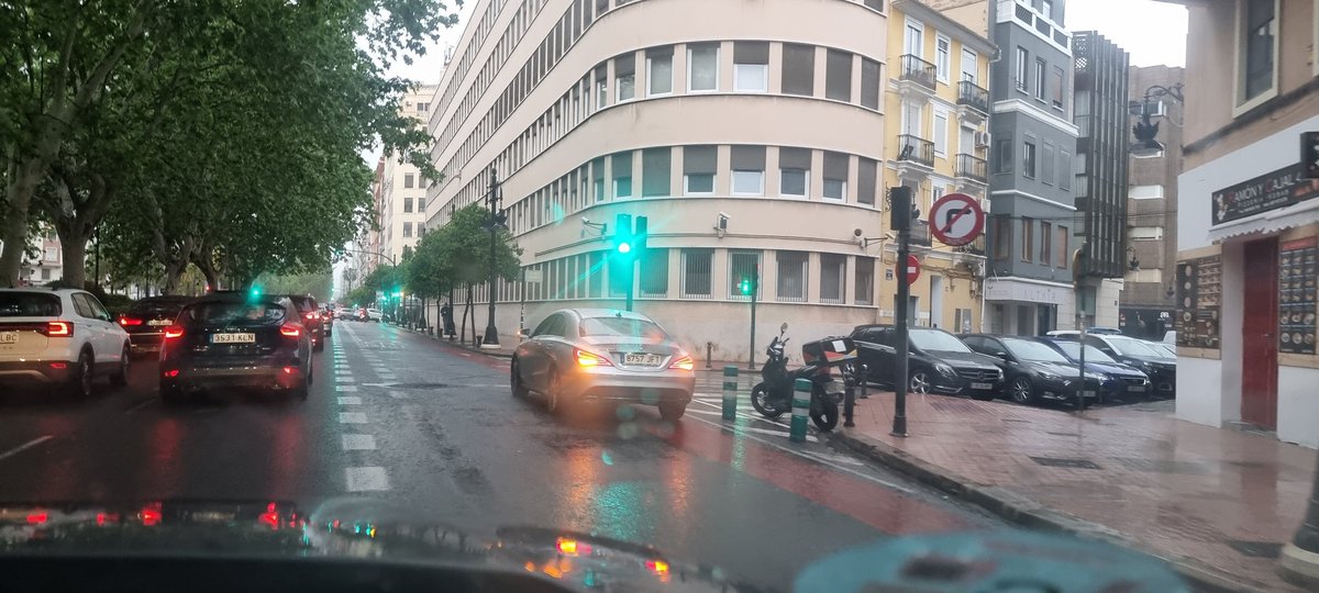 📢 Ya está en marcha la fase ejecutiva de la campaña del carril BUS-TAXI 🚍