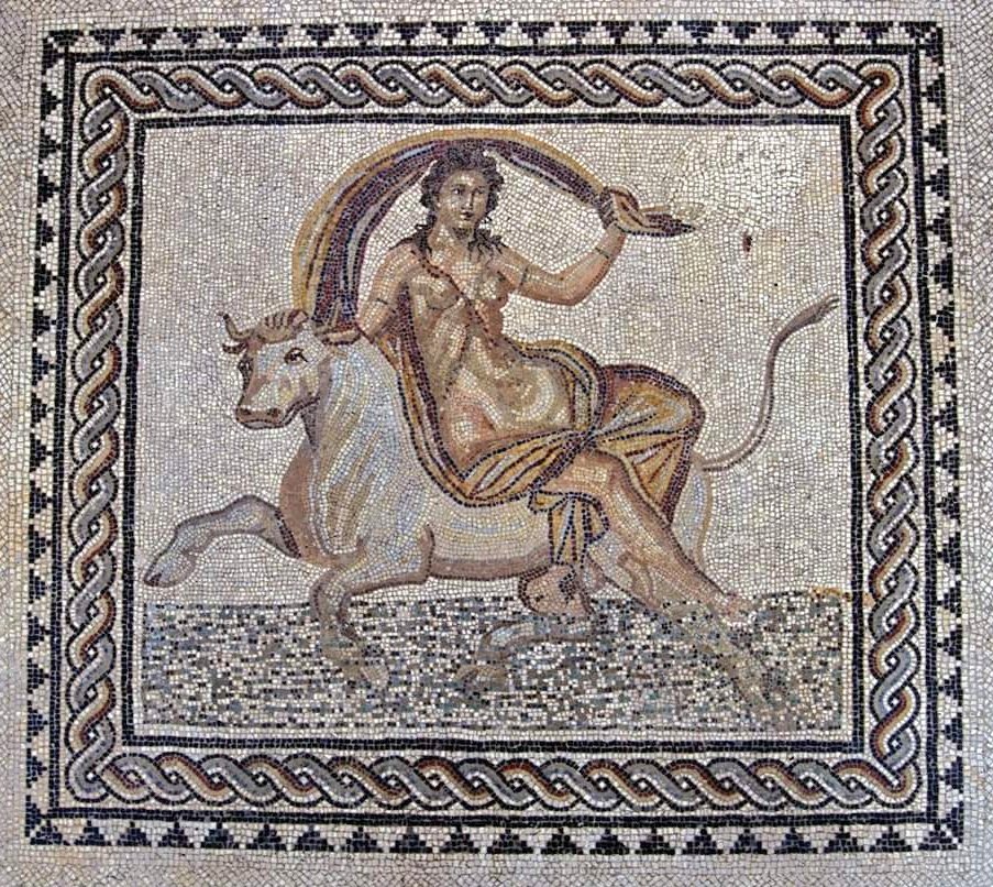 #MosaicMonday with Europa abducted by Toro/Zeus - from the #Roman villa of Trinquetaille (Arles)- late early century AD - Musée de l'Arles Antique, #France.
#Archaeology #History #art