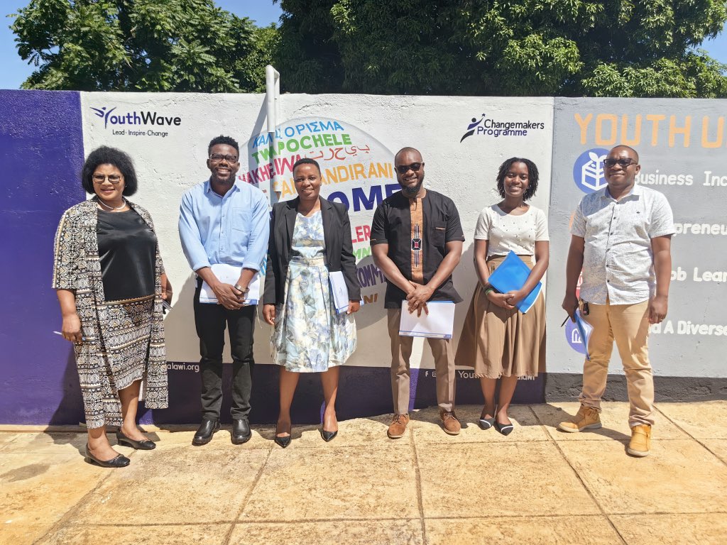 We salute the team of experts who are shaping youth jobs landscape. Thanks @Ministry of @MalawiGovt, @health_malawi , (PHIM) @CorpsAfrica 🇲🇼, @FPAM_ and our board of trustees @tchere_ 

Young people deserve decent jobs ✊

#Space4Youth
#YouthLeadership