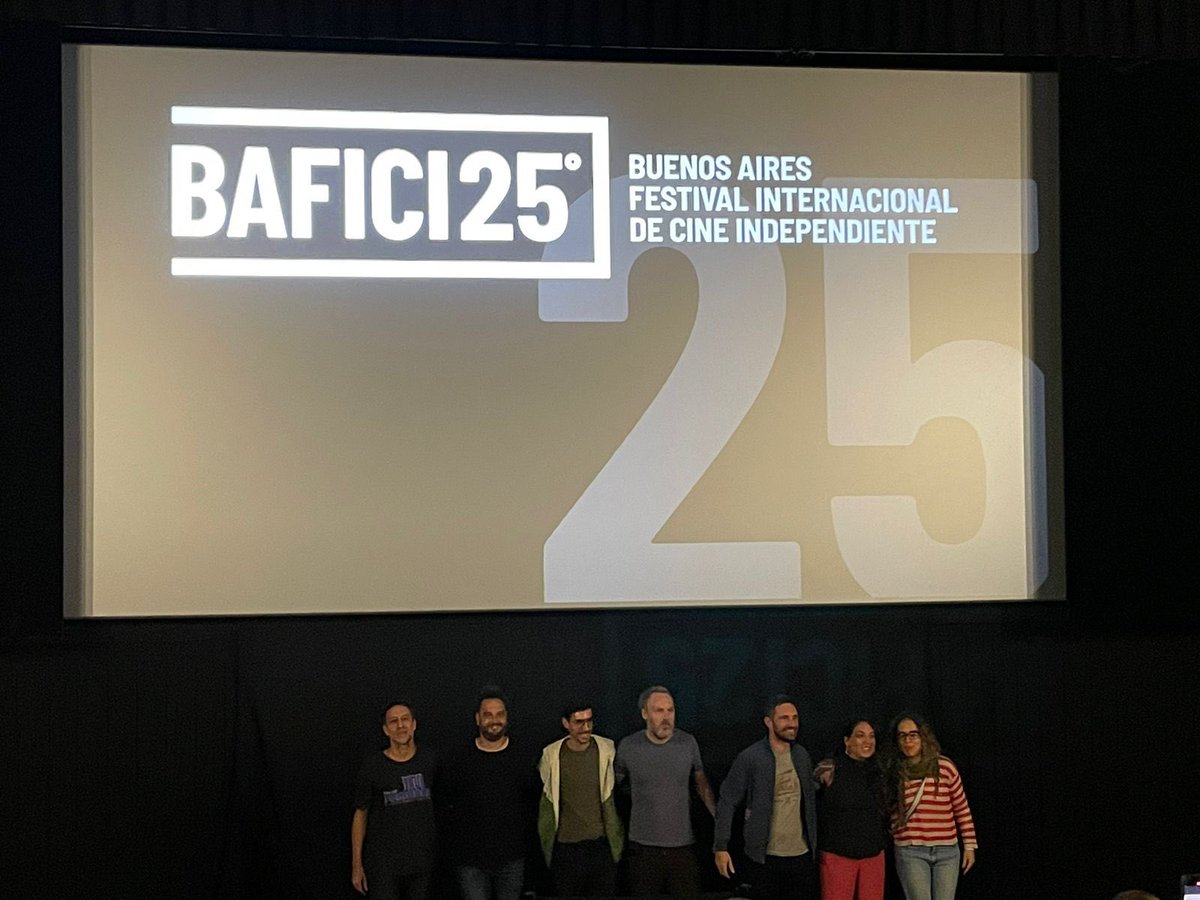 Felicitaciones @lorevega2010, Gonzalo Zapico y toda la familia Imprentera por el estreno de ese documental en #BAFICI! Aguante el cine argentino