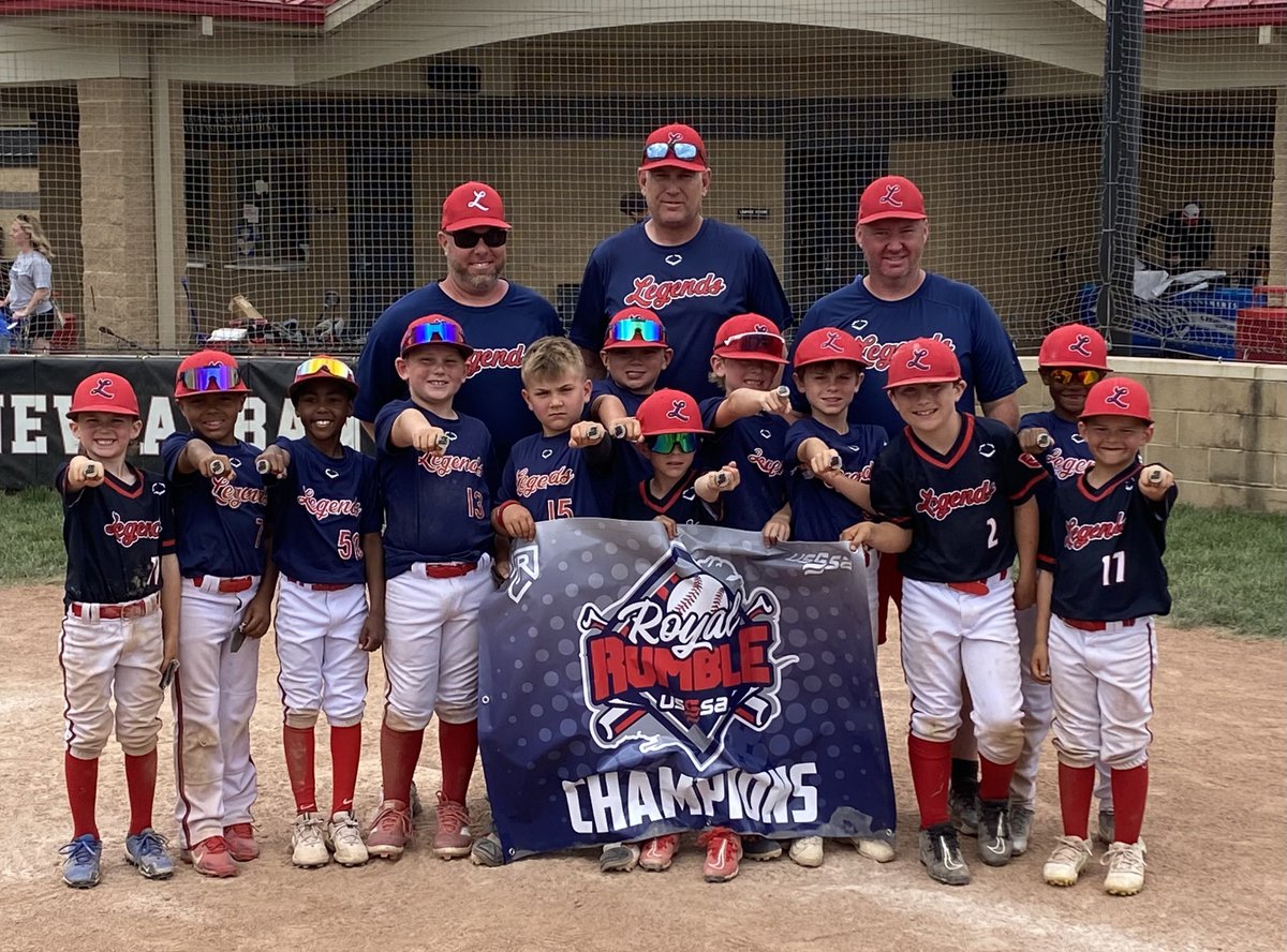 Louisville Legends Red 8U USSSA Royal Rumble Champs!