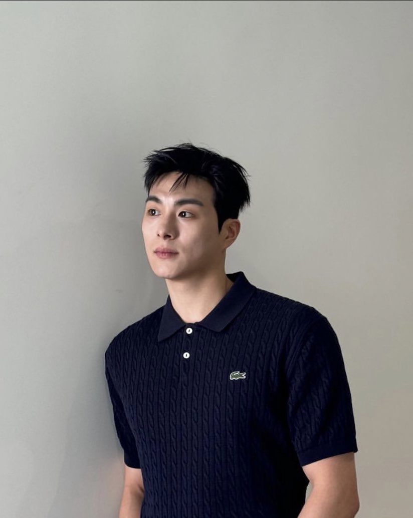 GunjooBrasil's tweet photo. 📸 Atualização do Gun Joo em seu IG @/jrjswn 

Lindo demais agora fazendo publi pra Lacoste 🤩

#JungGunJoo #정건주 https://t.co/WyLcXbvv7D