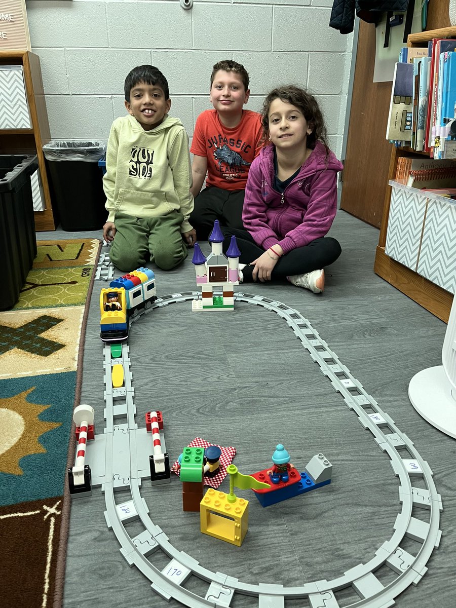 Mrs. Bauman tweet media