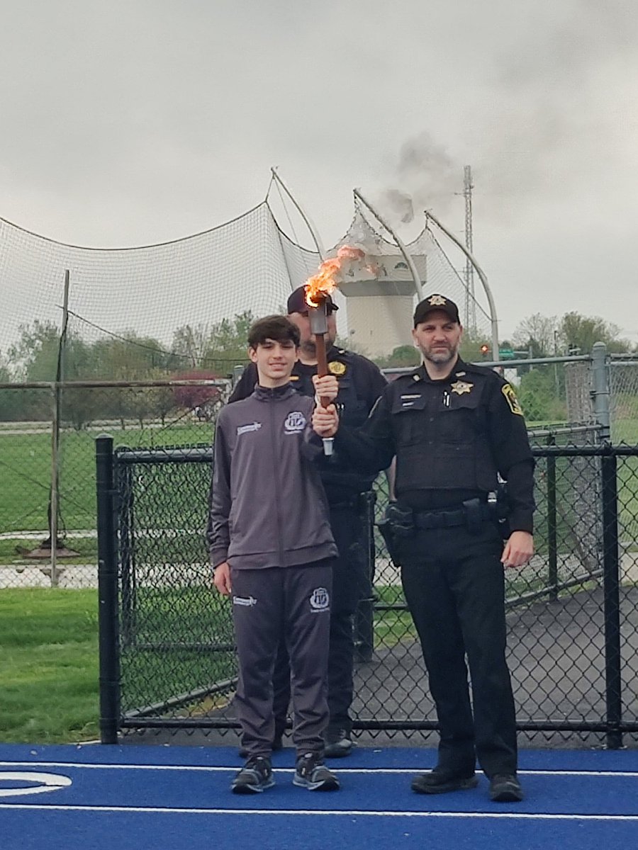 D99 SO Track & Field tweet media