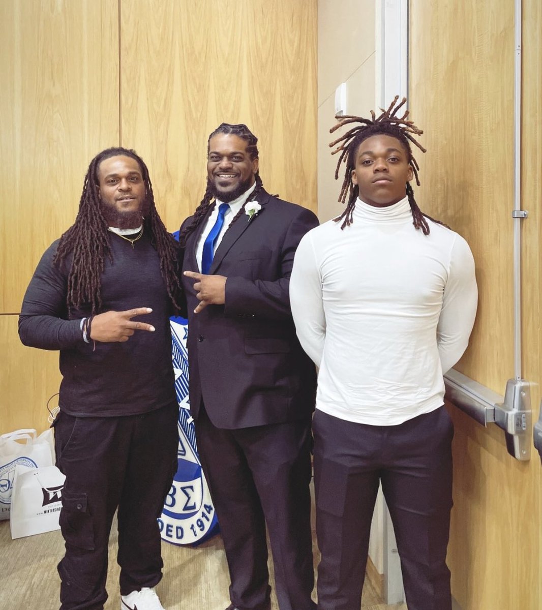 geezluizbatman's tweet photo. When you are destined for a bigger purpose you answer the call.
#phibetasigma #gomab #sigma1914 #youknow #phibetasigmagotsoul #12deep Big Brotha AGNB https://t.co/lmDoFcIf9O