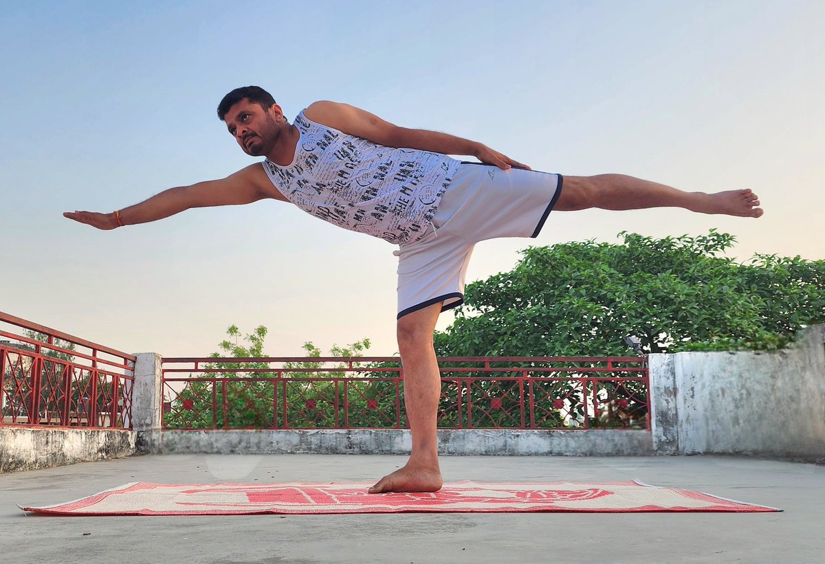 RAM RAM TO U ALL
“I choose to make the rest of my life the best ofmy life.'
TODAY'S YOGA 
@ministryofayush @MoHFW_INDIA @ministryofsports @flipcort @yoga @narendramodi @myogiadityanath @RishiSunak @AkshataMurty1 @priyankagandhi @aajtaknewslive @AmitShah #amazonindia  #sunilshetty