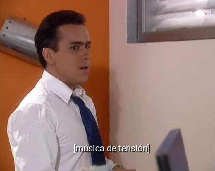 ¿Por qué Maynez es el único que está respondiendo las preguntas? 
#DebateINE