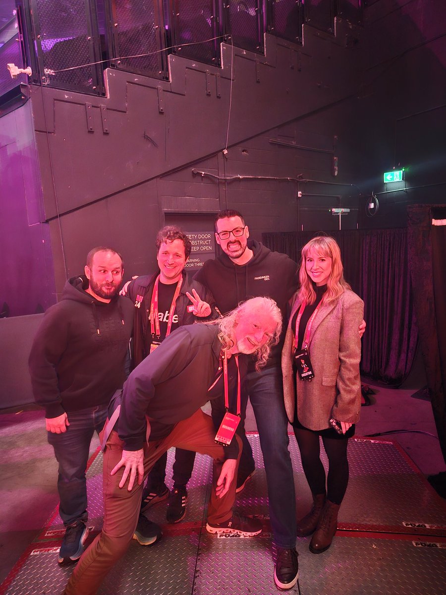 Elison F-B (@elisonfb) on Twitter photo Great time at <a href="/DreamHackAU/">DreamHack Melbourne</a> with the <a href="/Twitch_ANZ/">Twitch ANZ</a> crew and <a href="/djclancy999/">Daniel Clancy</a> . Definitely the most creator focused event I've been to and a lot of fun. Thank you to all the partners and affiliates who said hello, got involved and made the Twitch ANZ community experience so great 💜 Great time at <a href="/DreamHackAU/">DreamHack Melbourne</a> with the <a href="/Twitch_ANZ/">Twitch ANZ</a> crew and <a href="/djclancy999/">Daniel Clancy</a> . Definitely the most creator focused event I've been to and a lot of fun. Thank you to all the partners and affiliates who said hello, got involved and made the Twitch ANZ community experience so great 💜