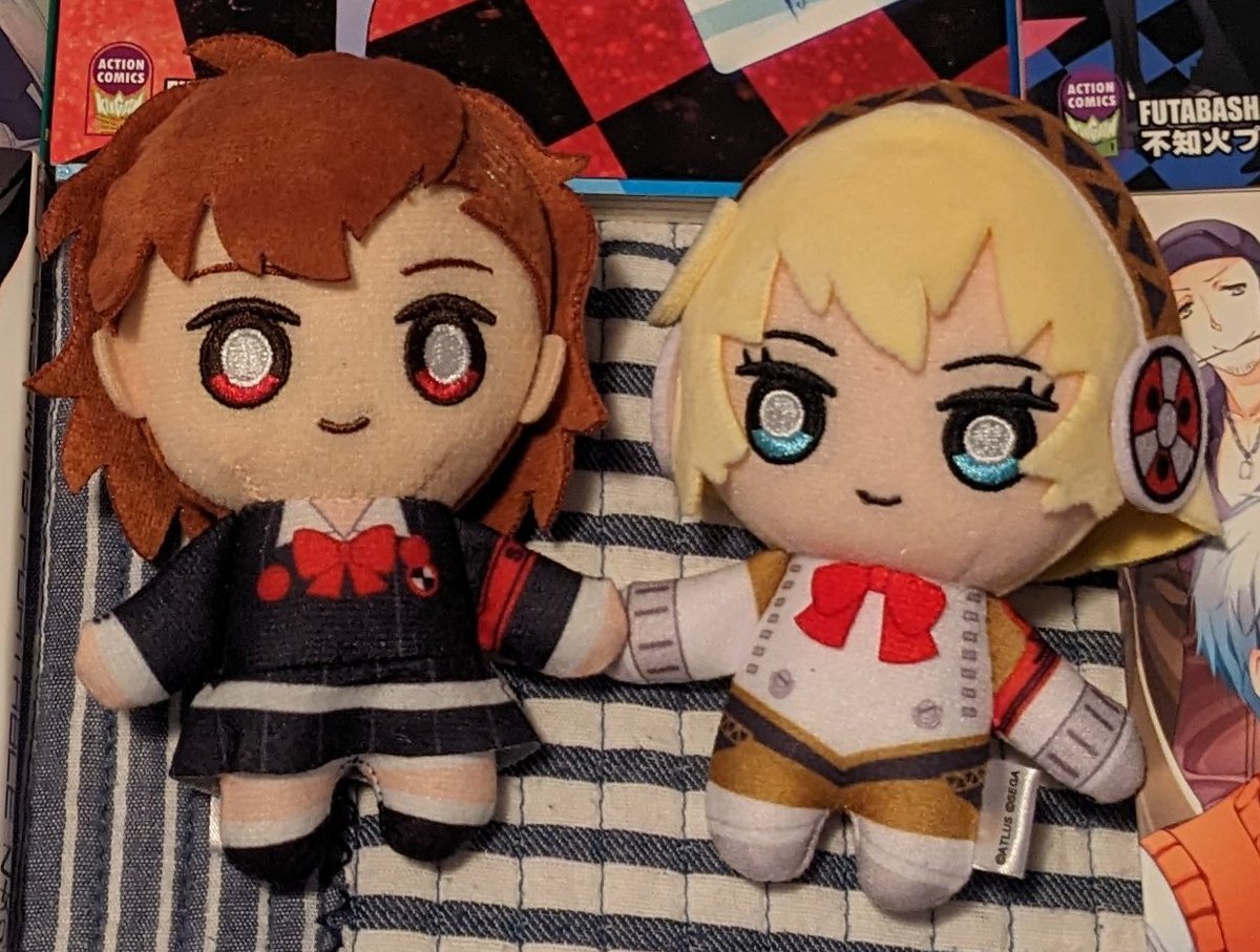 @Pfgwpmpw Aaah the little keychain plush 🥹♥️ They need to be together