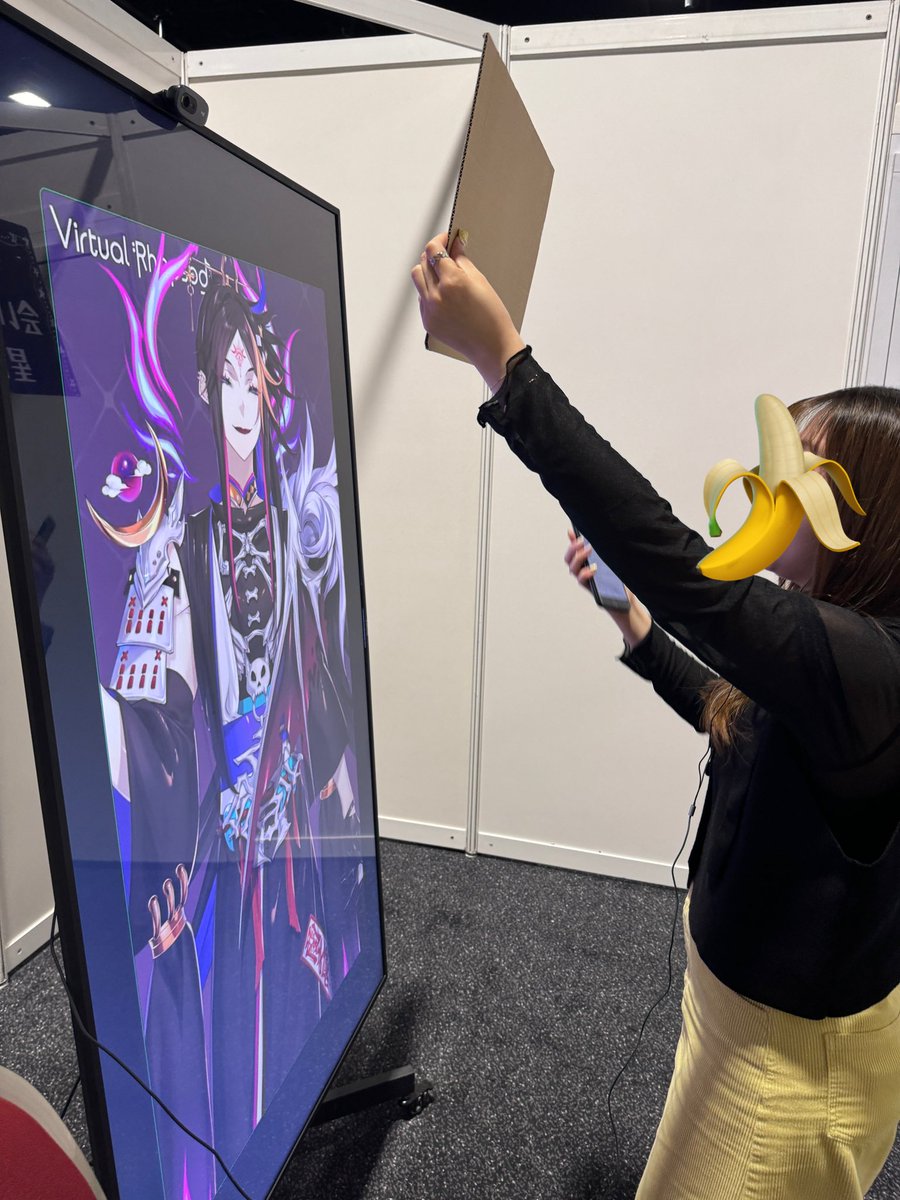 itoyo725's tweet photo. I asked Shu and Elira sing one sentence of ホシアイ which is my favourite song in my life🌌
I will remix their beautiful voice together in my mind🤲🏻
Many TSKR 💜🩵
#VRhapSG
#VirtualRhapsody https://t.co/7tcZVSiBYf