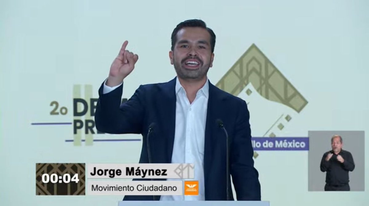 - Máynez, ¿cómo la tienes? -