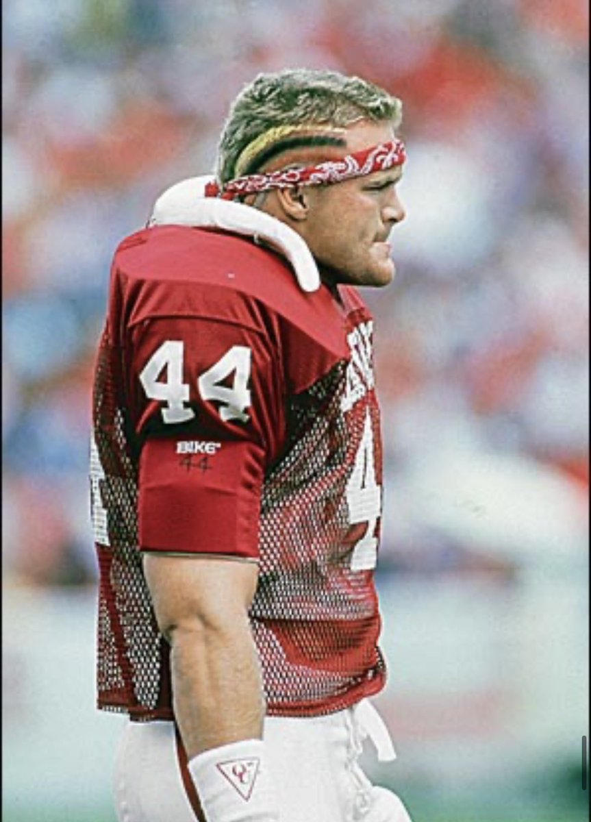 @willdefries @circlingbackpod Do the mullet and the lines like The Boz. Bonus points because he’s a Sooner and it would annoy @DCheverere