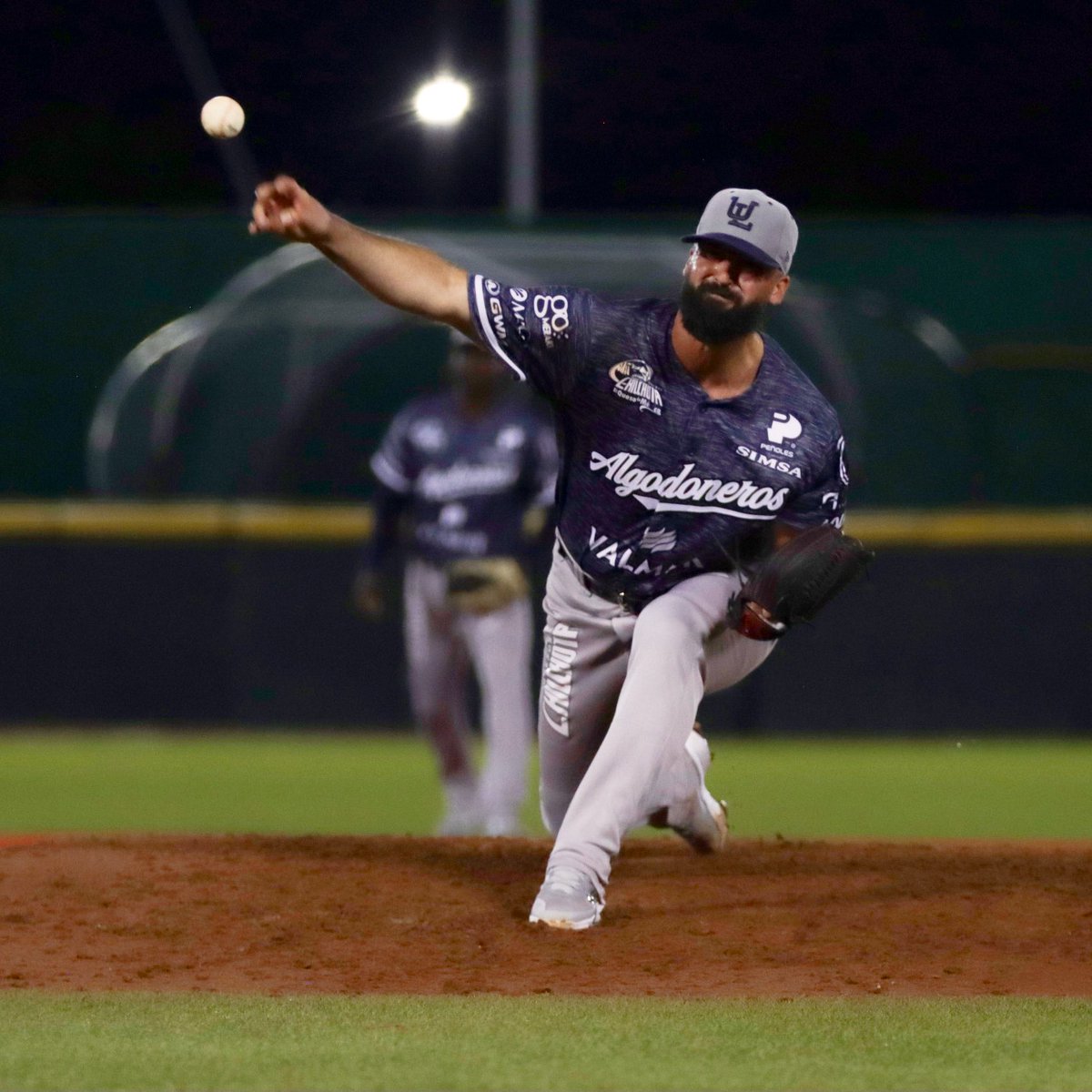 4️⃣ se hah jugado Van Meter cuelga su tercer argolla 💪🏻 #Algodoneros 6️⃣ #Tecolotes 2️⃣ #HéroesEnRevolución 🦸‍♂️⚾️