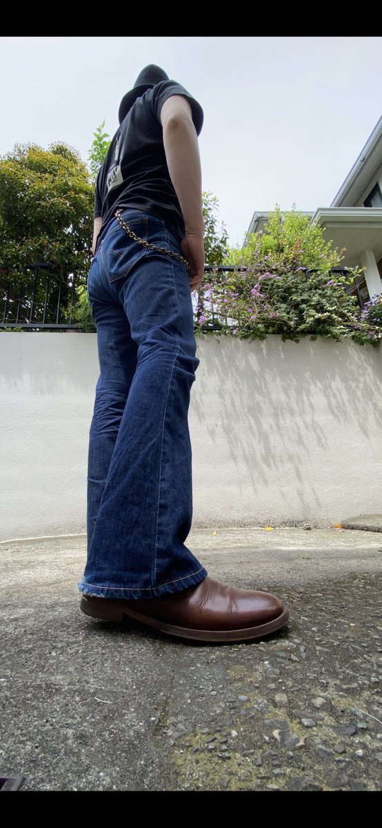 vRVWooejBO1ER5g's tweet photo. コーデ?😂
何か羽織れば良かったかなあ
Tシャツ CUTRATE
bottoms #LEVIS646
BOOTS ブッテロ
646(比製) サラで買ったので安心してJust size W33
#アメリカンカジュアル
#リーバイス https://t.co/emM0nQfwlh