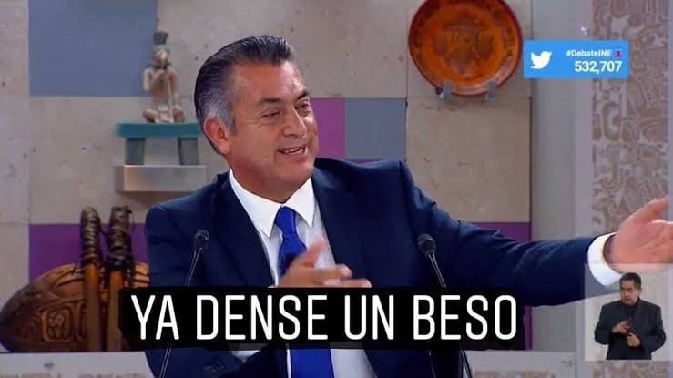 nrlvo_'s tweet photo. ya chochil, dile a claudia que te gusta #DebateINE https://t.co/BDmxfriOfT