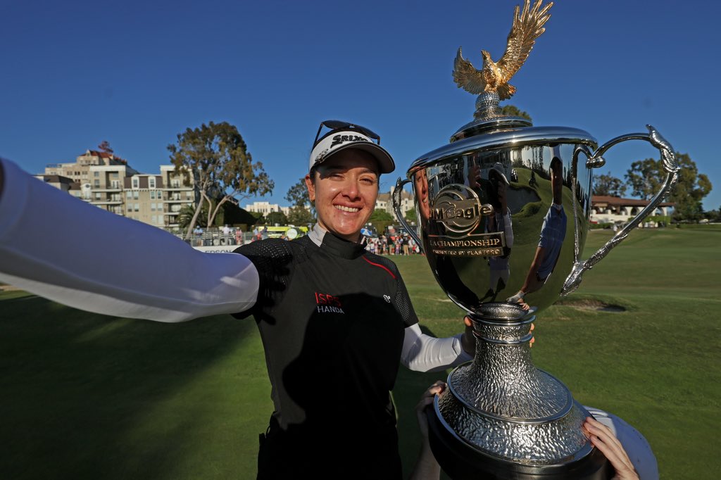 Going to need a bigger trophy cabinet @hannahgreengolf 🏆