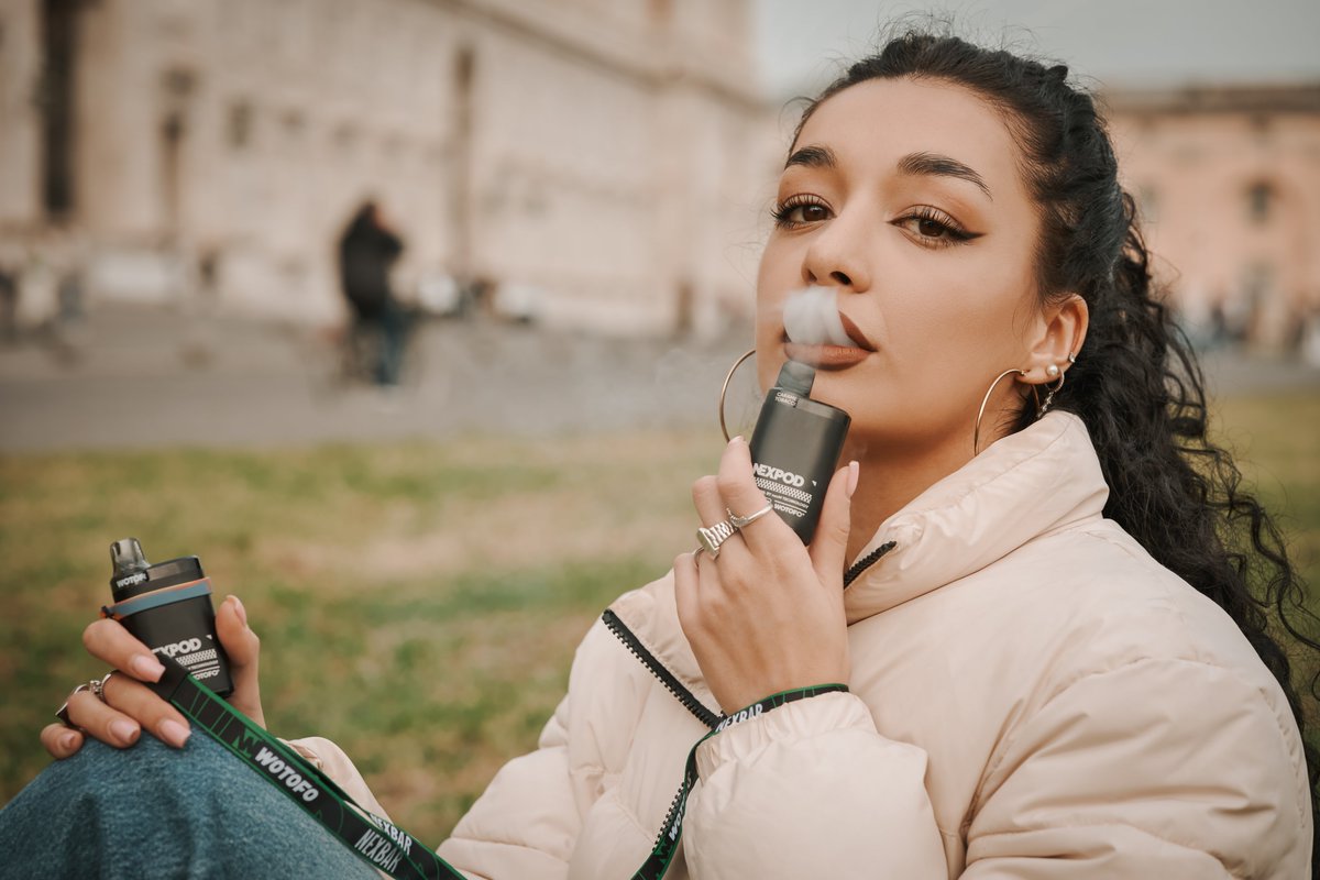 Discover NEXPOD anytime, anywhere! Spend your weekends with friends, exploring and enjoying the sleek design and premium performance of NEXPOD. 🌟💨 #NEXPOD #Weekend #Outing #VapeLife #Friends #wotofo #vaping