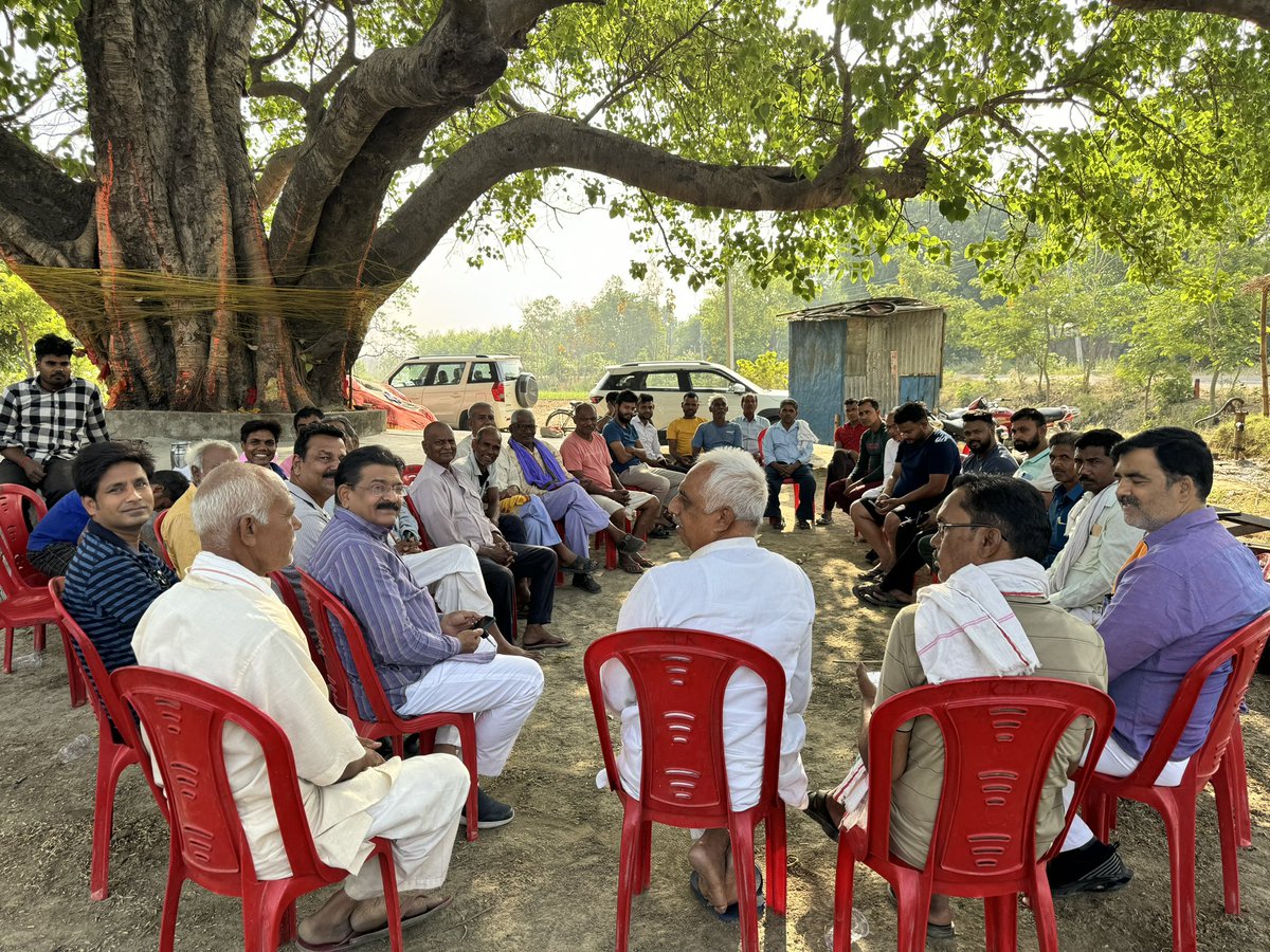 आज देवरिया लोकसभा के विधानसभा रामपुर कारख़ाना में प्रातः “संपर्क और संवाद “