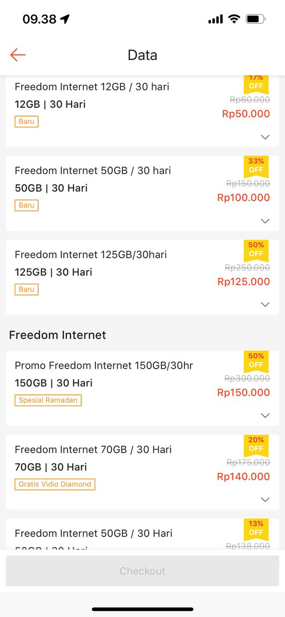 dearleejen's tweet photo. @IndosatCare sekarang paketnya mahal banget.. Kalo mau isi paket buat ibu gue harga diskonnya besar tp pas buat nomor gue jd mahal banget🤣 Info dong gaes provider yg lebih murah https://t.co/eXhRw3U795