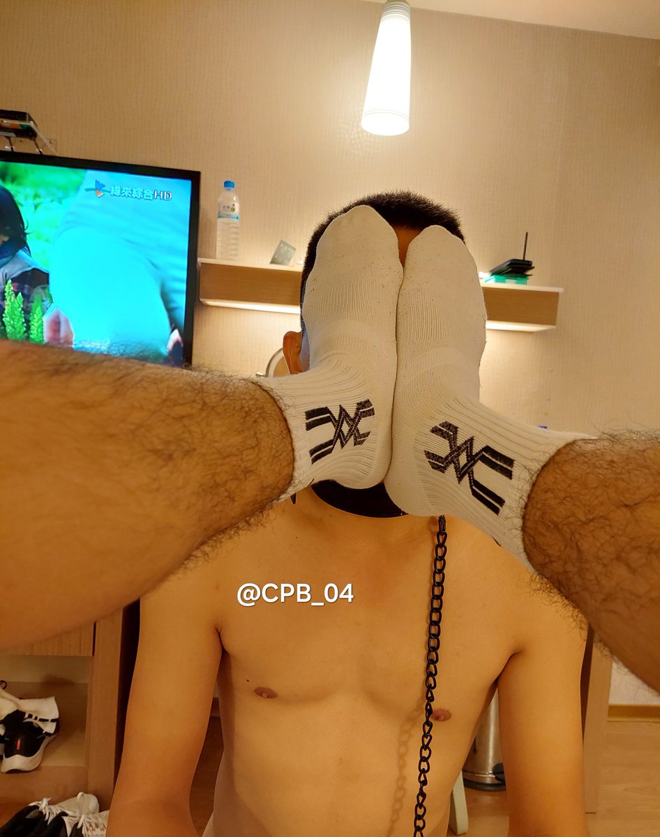 CPB_04's tweet photo. 翻到這張照片才注意到
跟籃球狗狗已經認識快四年了
時間過太快了吧😨 https://t.co/XpYyWMx9zR