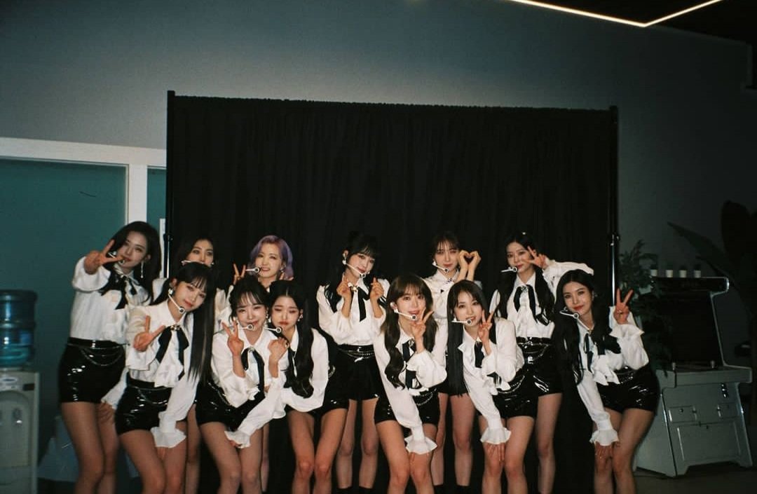 izonesdump's tweet photo. oh it's 29 April again, we miss you so bad @official_izone https://t.co/y3RnwvrkR4