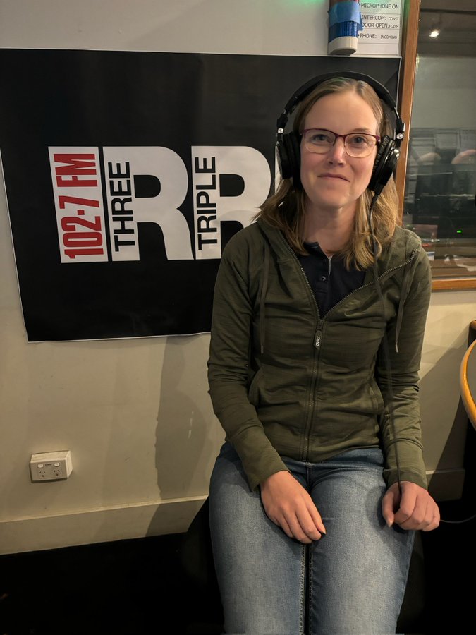 🧵1/2 Happy @DayofImmunology! It was a bumper Sunday for @MonashSTM researchers on @einstein_agogo @3RRRFM. If you were taking in the sun, here's your chance to catch up: Dr Emily Edwards @emmye1984 @MonashImmunol spoke about her research on rare inherited diseases, for World