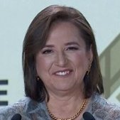 ignaciooo2o's tweet photo. Un shot cada que la #chochil le diga a #ClaudiaPresidenta  candidata de las mentiras..
(Ya me embriague)
Ya no sabe ni que inventar 
#DebatePresidencial2024
#DebateINE
#DebatePresidencial https://t.co/Lz8SN5QWt1