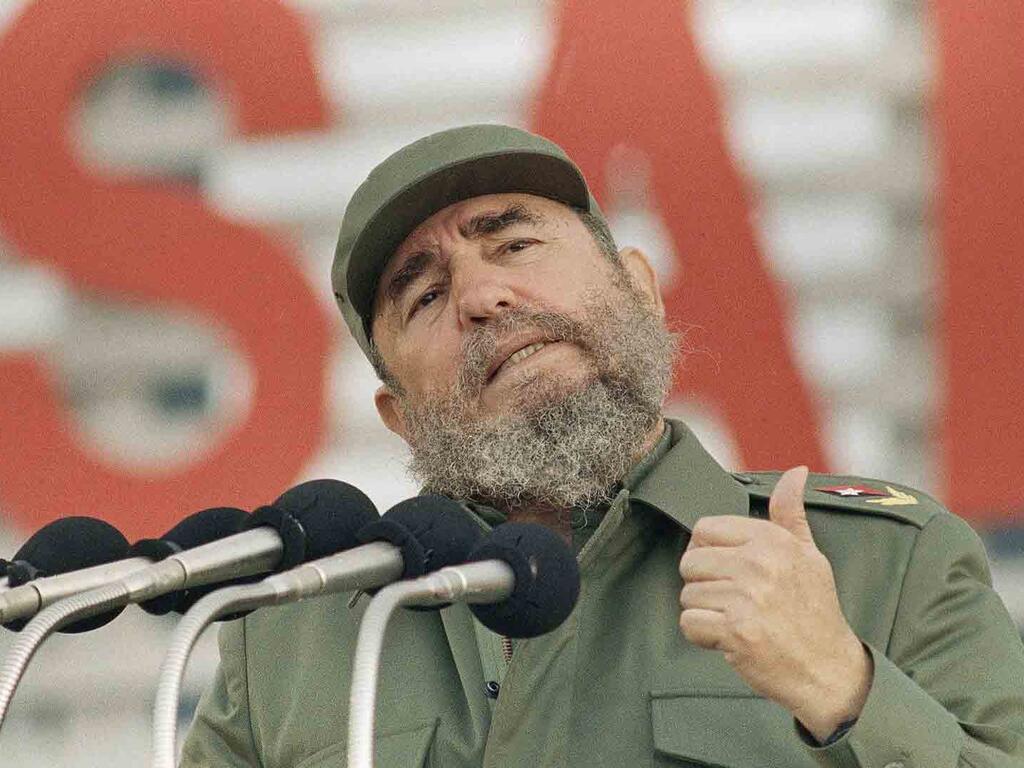 🇨🇺La Revolución es, antes que todo, ese anhelo de hacer el bien a todos los seres humanos; el anhelo de hacer el bien al pueblo, el anhelo de hacer el bien, siempre el bien, nunca el mal”. #FidelCastro #EstaEsLaRevolución #Cuba @TeresaBoue