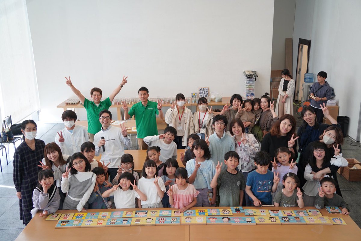 3232mitsuoka's tweet photo. 多くのことを学び、何度も心を動かされた1週間。
自分自身「今」をもっと夢中になって生きたいと思いましたし、未来をつくる子どもたちが挑戦できる環境をつくりたいと使命感を抱きました。
何度も折れそうになりながら走り続け、大事なことに気づけました。
沢山のご協力ありがとうございました！ https://t.co/T0OZeCttsh