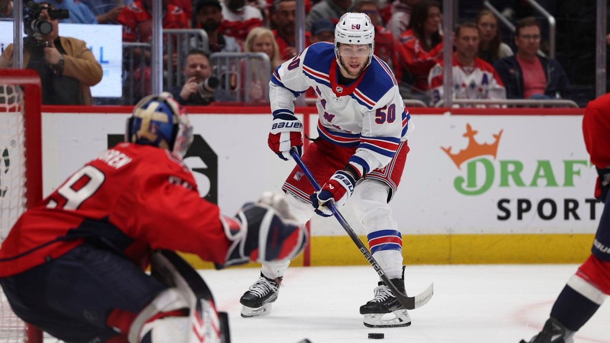 New York Rangers advance to second round with 4-2 win, series sweep of Washington Capitals abc7ny.com/nhl-playoffs-n…