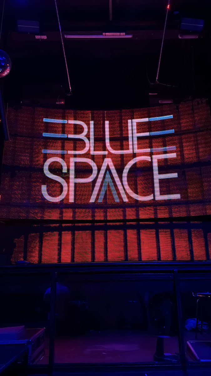 Fui na <a href="/BlueSpaceSP/">Blue Space</a> hoje.
