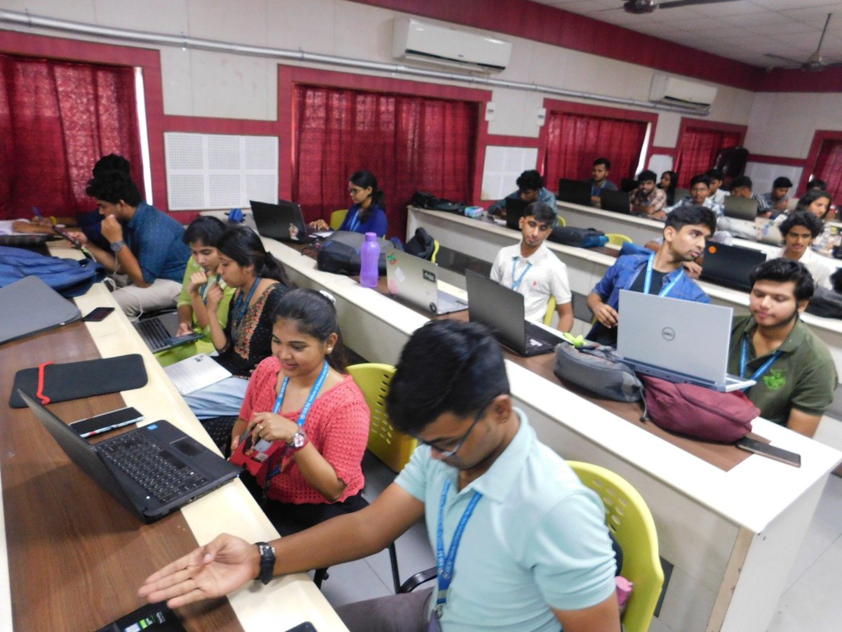 SoC_SRMIST's tweet image. SRMIST, KTR Campus, School of Computing, Department of Computing Technologies host an Ideathon 2024 💥 in collaboration with Carriage and Wagon Workshop Perambur Southern Railway 🚂🚋🚃🚋🚃🚋🚃 on 26th April 2024.
#SRMIST #Schoolofcomputing #CTECH #ideathon #Railways